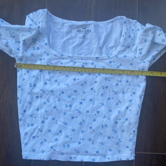 Hollister White Floral Long-sleeved Scoop Neck Tee Size XS - Picture 9 of 12
